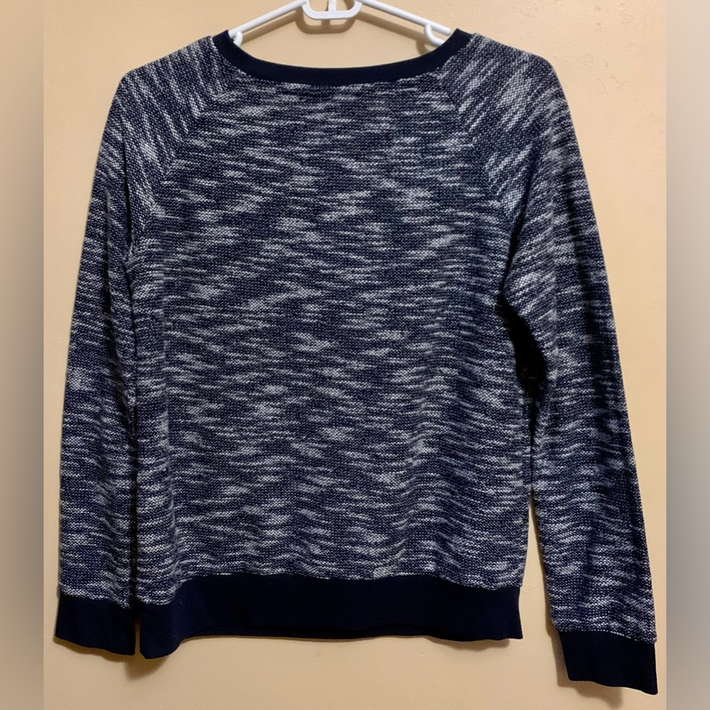 Sweater - Forever21 - Medium - Picture 3 of 3